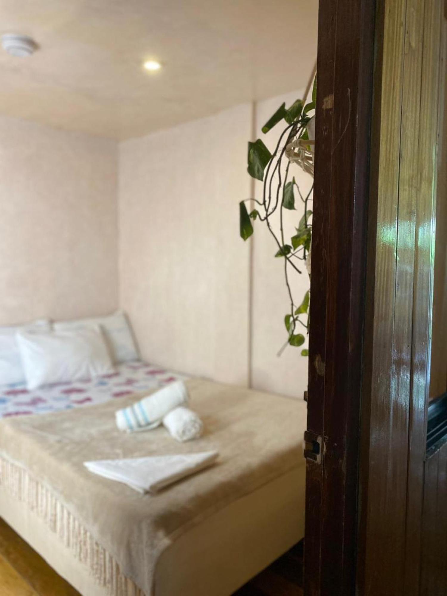 Malayah Hostel 卢纳将军城 客房 照片